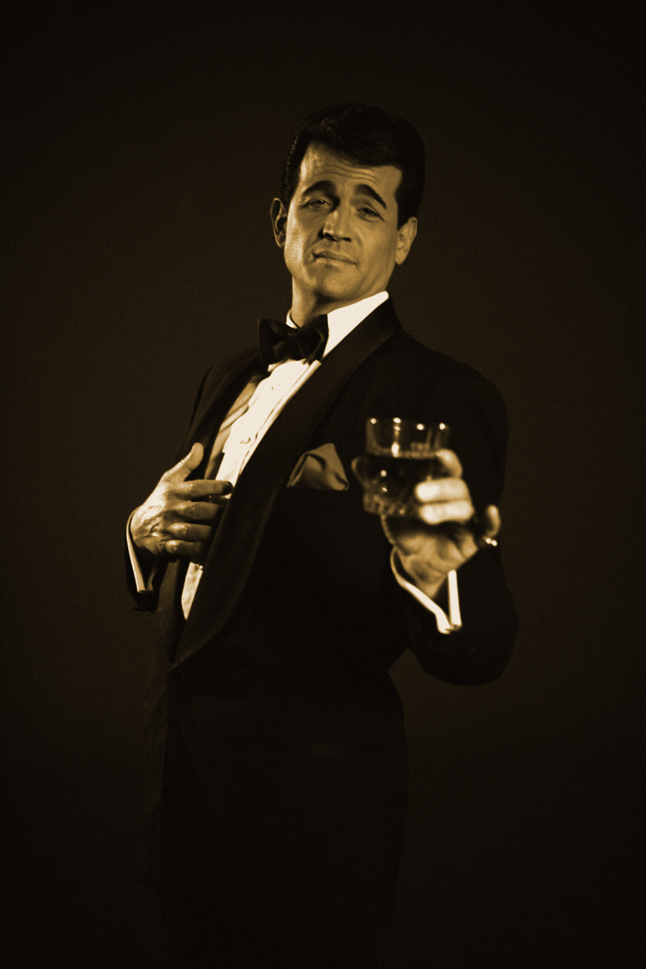 JOHNNY AS DEAN MARTIN