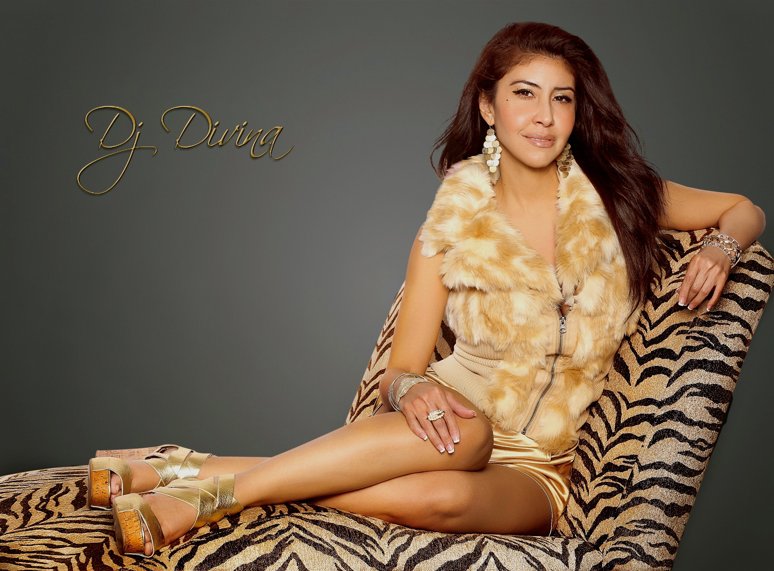 DJ Divina