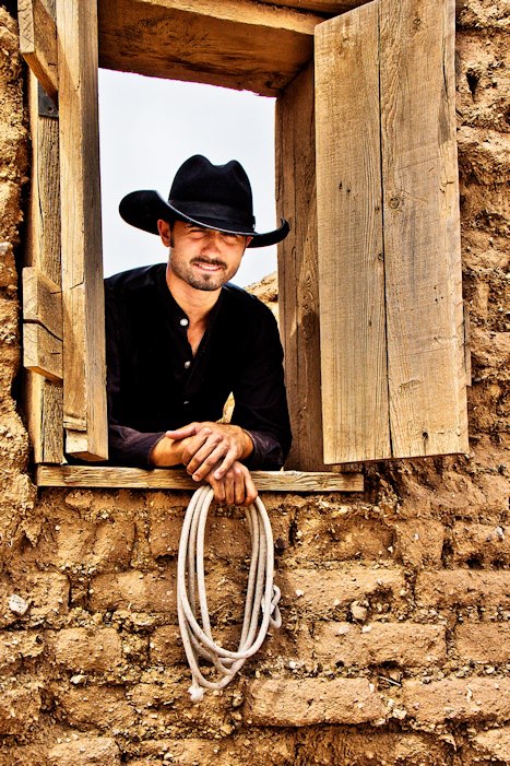 WESTERN THEMED ENTERTAINMENT