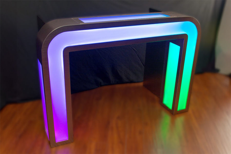 ID-5247932000077786228-illuminated-booth