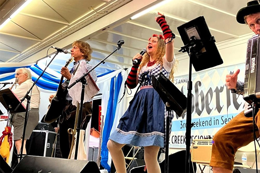 Zeitgeist Oktoberfest Band