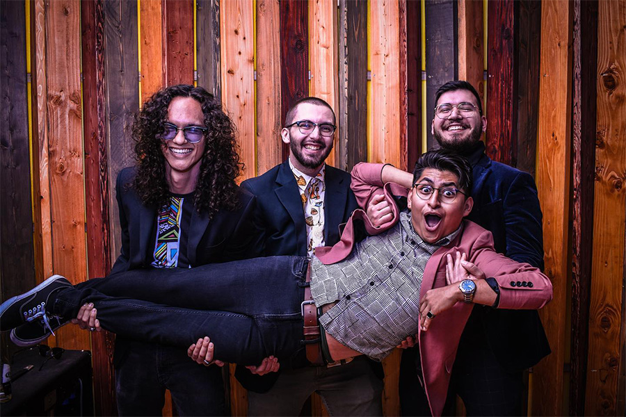 ID-5247932000052056273-IndieFlorentinoBand04-900×600-1