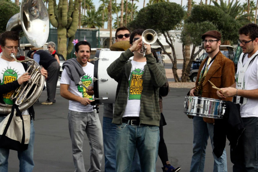 ID-5247932000096150107-BrassBand2