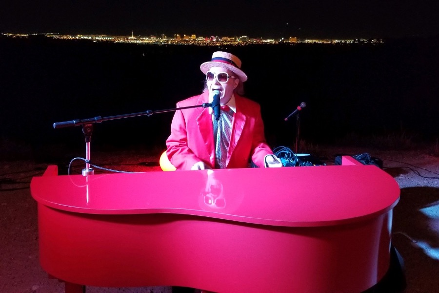 ID-5247932000102954057-Joey-Elton-1