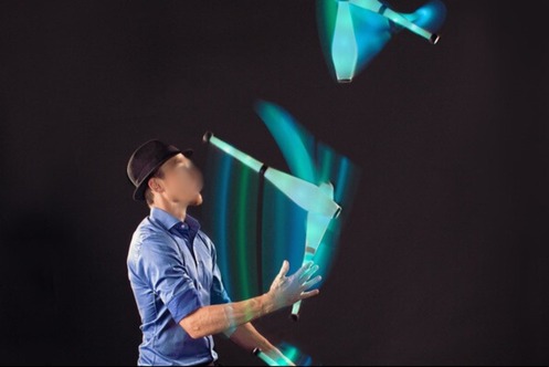 ID-5247932000129304876-LED-Juggler-18-07-2025-144336291