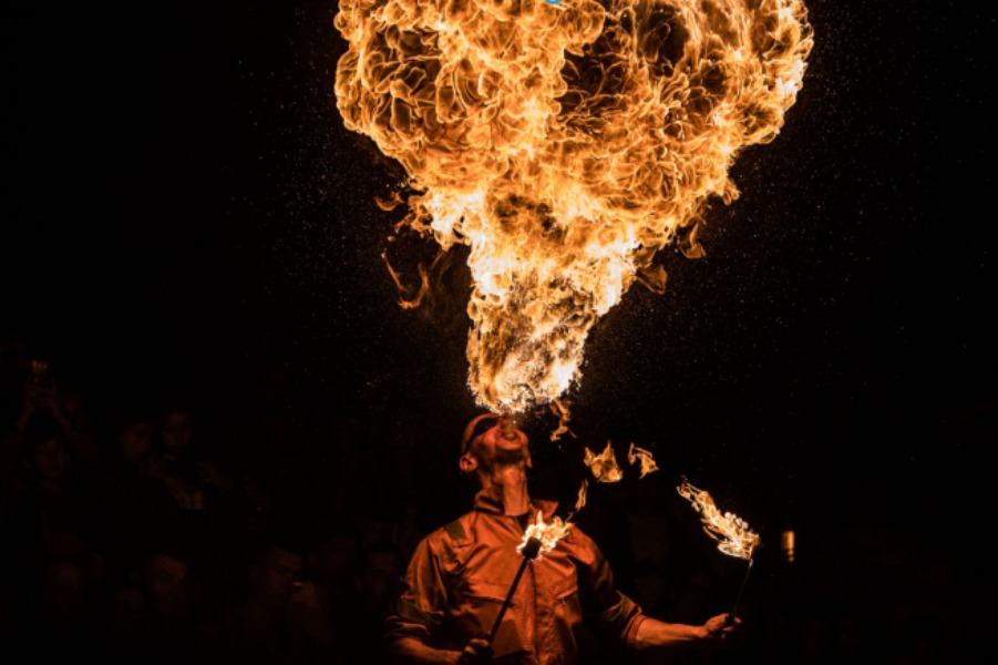 ID-5247932000072718494-Fire-Pitch-Image-1