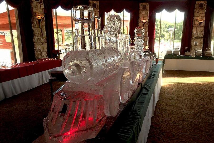 ID-5247932000137439355-IceOccasions23-900×600-1