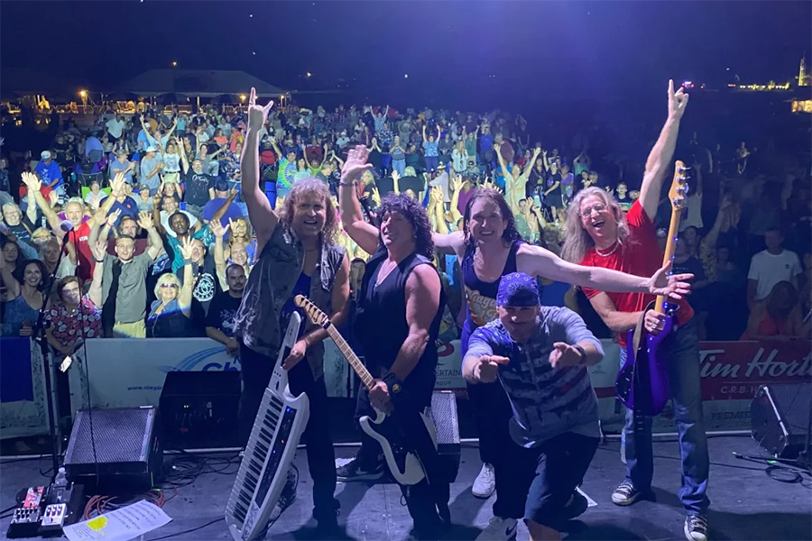 ID-5247932000033023158-escape-email-pitch-1