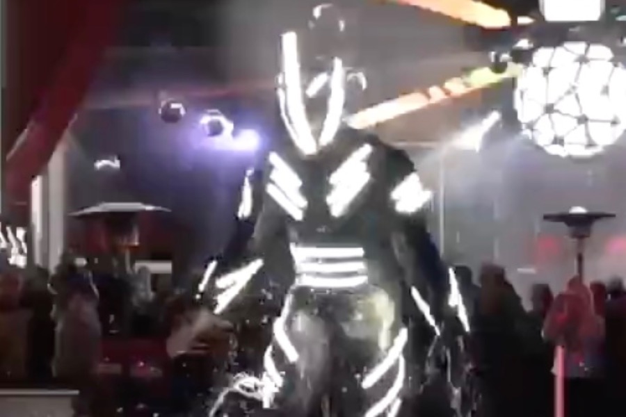 ID-5247932000064563166-Robot-Battle-Image-1