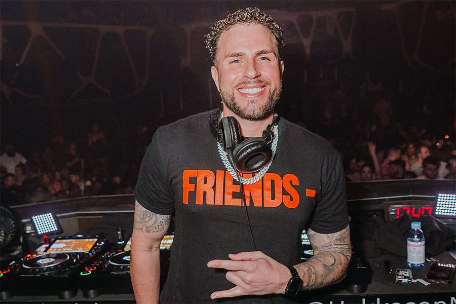 ID-5247932000138306428-DJ-Buza-02-900X600