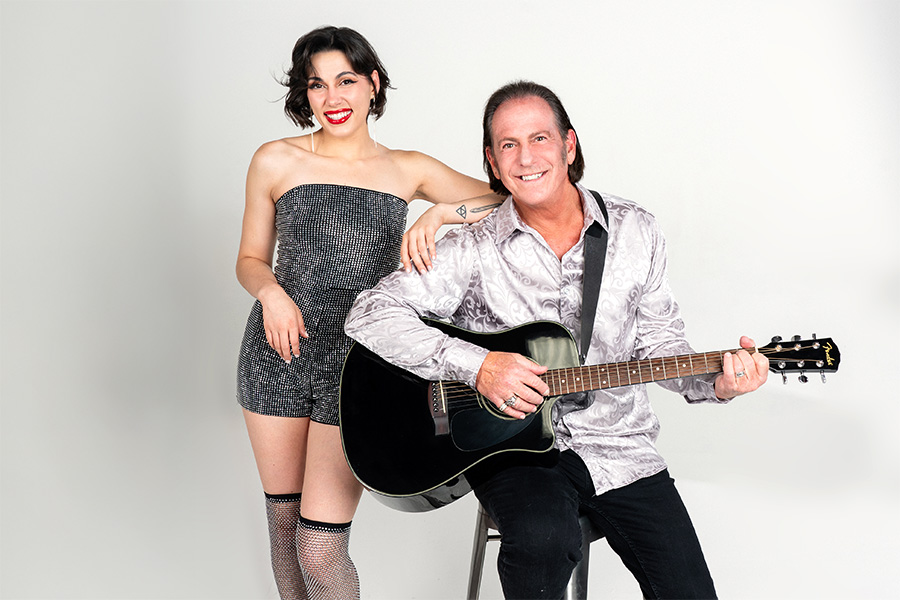 ID-5247932000113237028-Rock702Duo-28-900×600-1