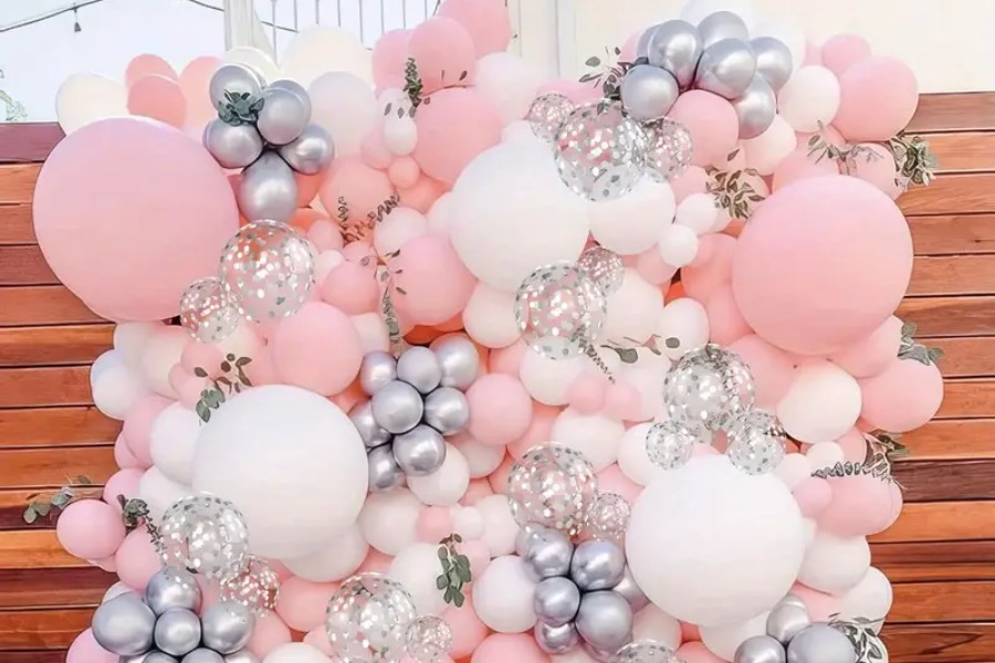 ID-5247932000097054438-balloon5