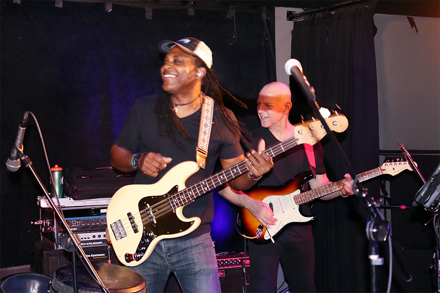 ID-5247932000155003249-TheFunkJam02-900×600-12-12-2025-160950112