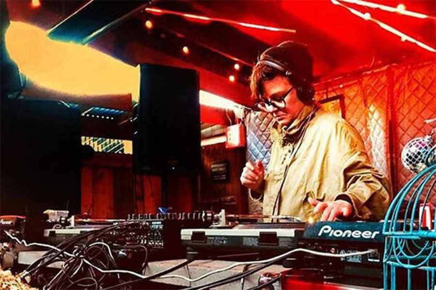 ID-5247932000154247004-DJ-Sappho-5-900×600-2