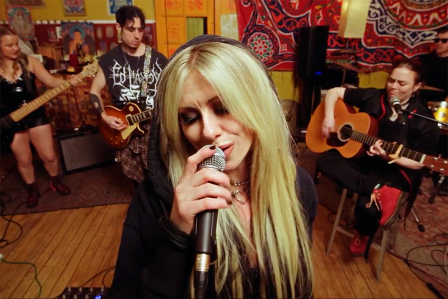 Melissa & The Black Stars