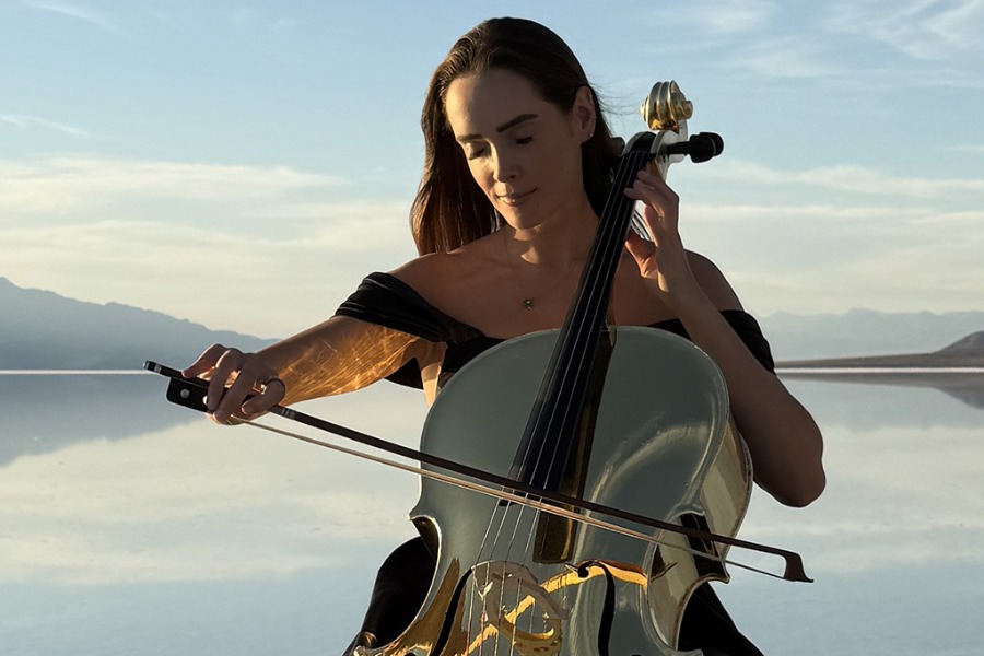 6d2265df-8272-47bc-80da-a9e0e9d3730c-golden-cello-girl-source-landscape-1800×1200-1