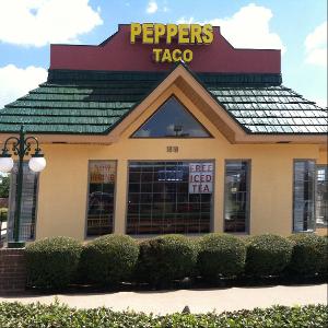 Pepper's Taco logo