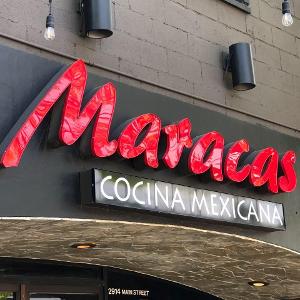 Maracas Cocina Mexicana logo