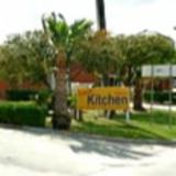 GM Family Kitchen logo