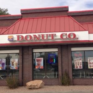Logo for Arizona Donut Co.