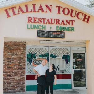 Italian Touch logo