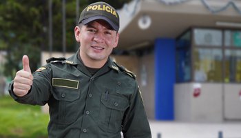 Policia dando ok
