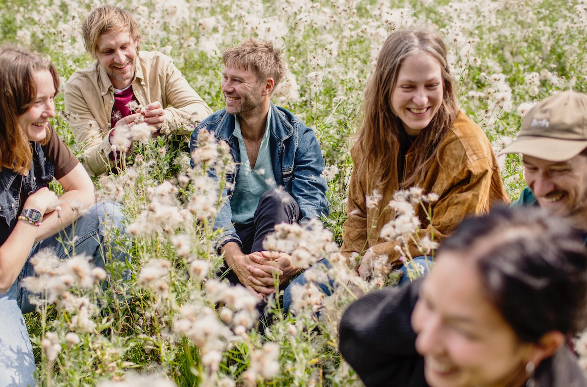 Girls in Airports (DK)