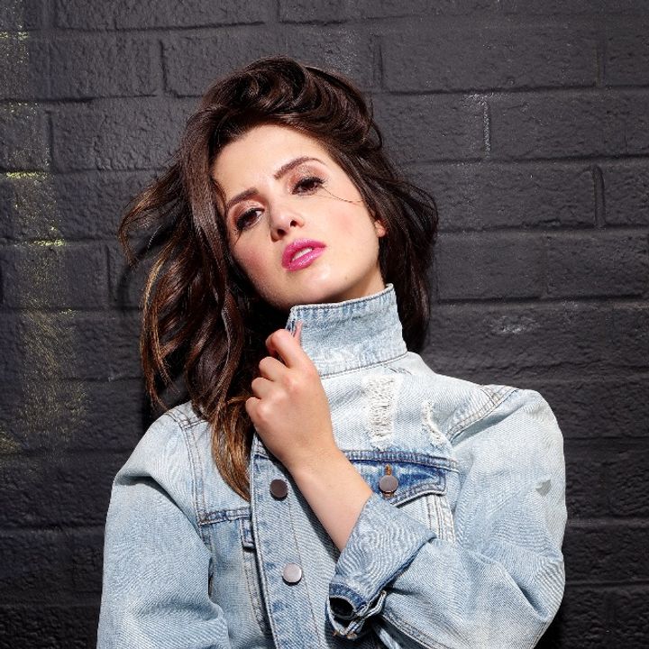 Laura Marano’s Live Stream Concert Oct 10, 2020 | Bandsintown