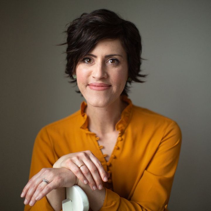 JJ Heller Tour Dates, Concert Tickets, & Live Streams