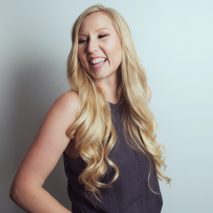 Lo Marie Waunakee Ingressos , Red & White Winebar 8 de junho de 2024