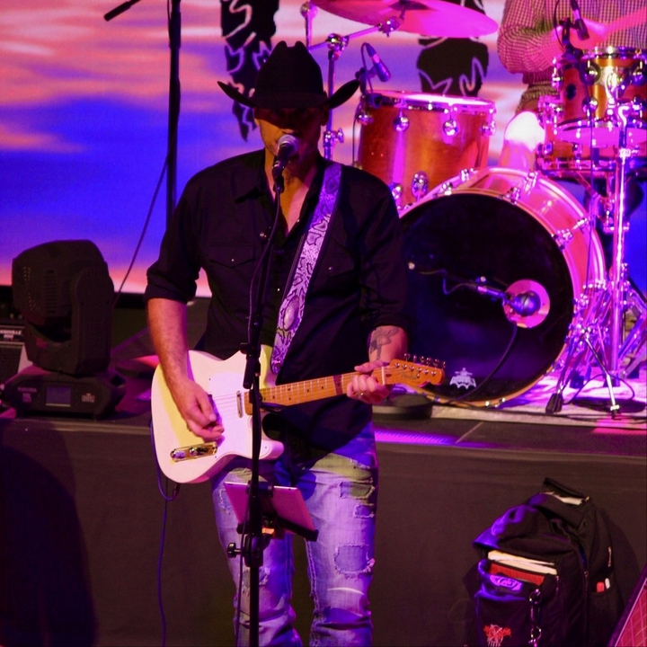 Bandsintown Jason Young Band Tickets Louie's Grill & Bar, Jul 30, 2021