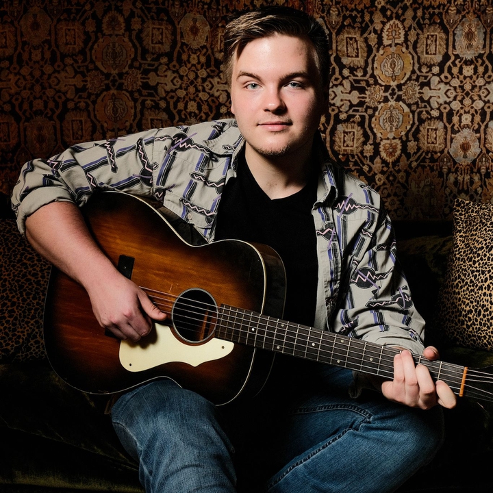 Total 67+ imagen caleb lee hutchinson net worth Thptnganamst.edu.vn