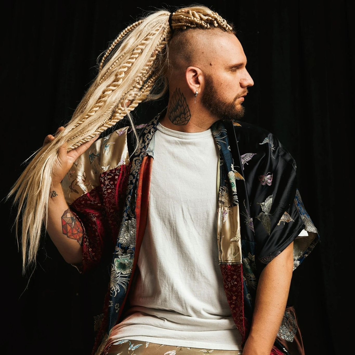 Andreas Moss Tour Dates, Concert Tickets, & Live Streams