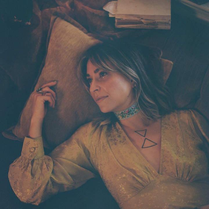 Lindsay Lou Concerts & Live Tour Dates: 2024-2025 Tickets | Bandsintown