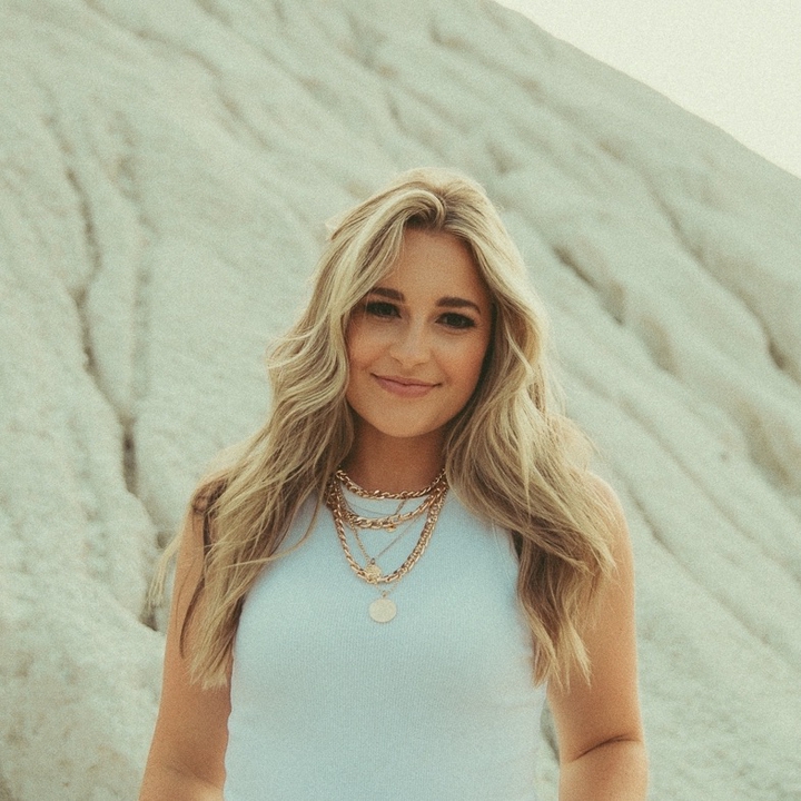 Erin Kinsey Concerts & Live Tour Dates: 2024-2025 Tickets | Bandsintown