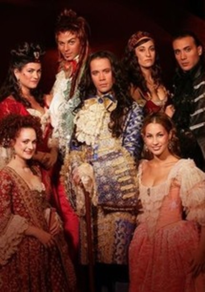 Le Roi Soleil Tour Dates, Concert Tickets, & Live Streams