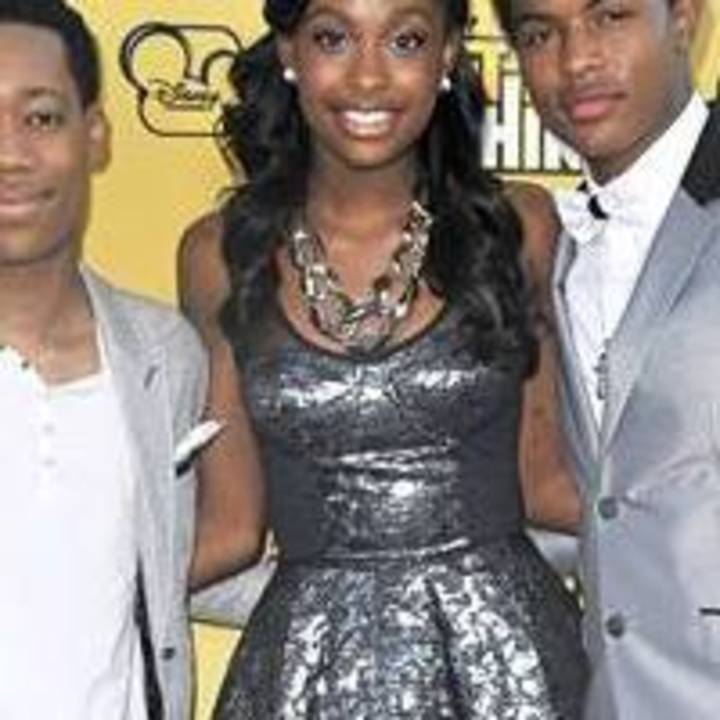 Fans de coco jones Tour Dates, Concert Tickets, & Live Streams