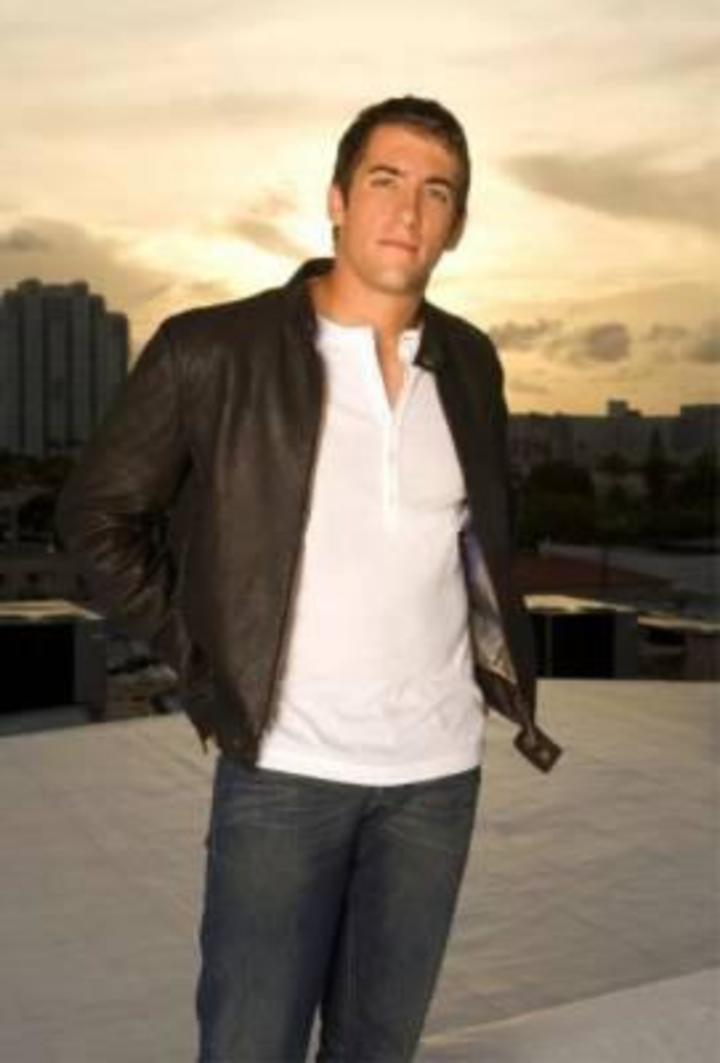 jonathan togo Tour Dates, Concert Tickets, & Live Streams
