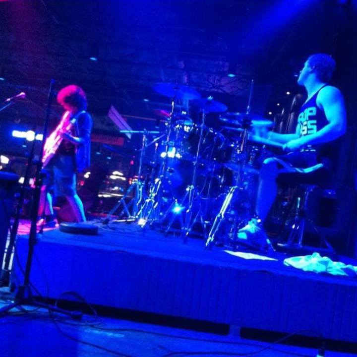 Moon (Band) Tour Dates, Concert Tickets, & Live Streams