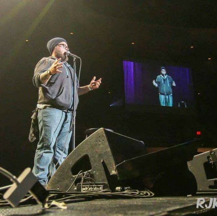 Comedian Shane Lucas Price Tour Dates, Concert Tickets, & Live Streams