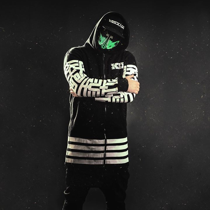 TML Tickets, 2022 Concert Tour Dates & Details Bandsintown