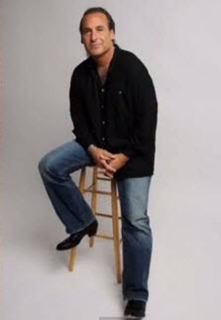 Robbie Lablanc Tour Dates, Concert Tickets, & Live Streams