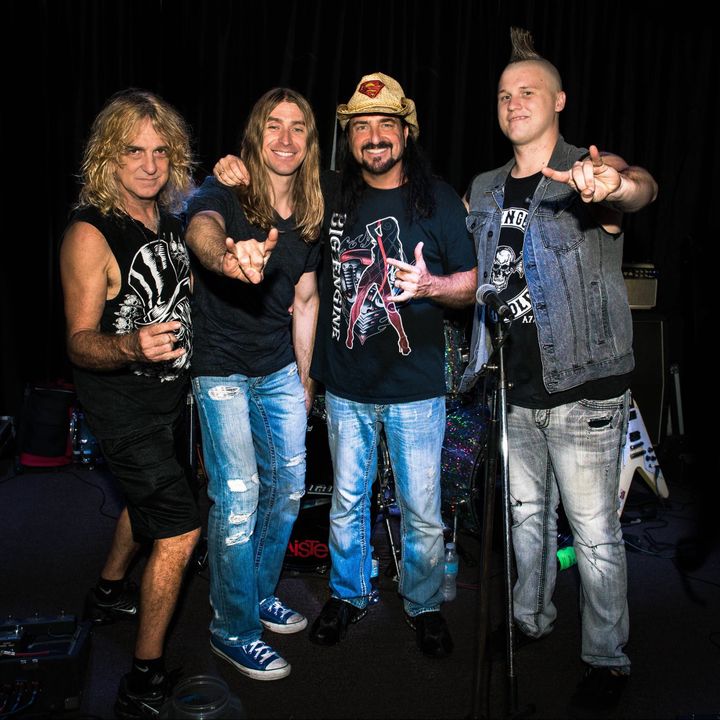 Big Engine New Smyrna Beach Ingressos , Sopotnick's Cabbage Patch Bar