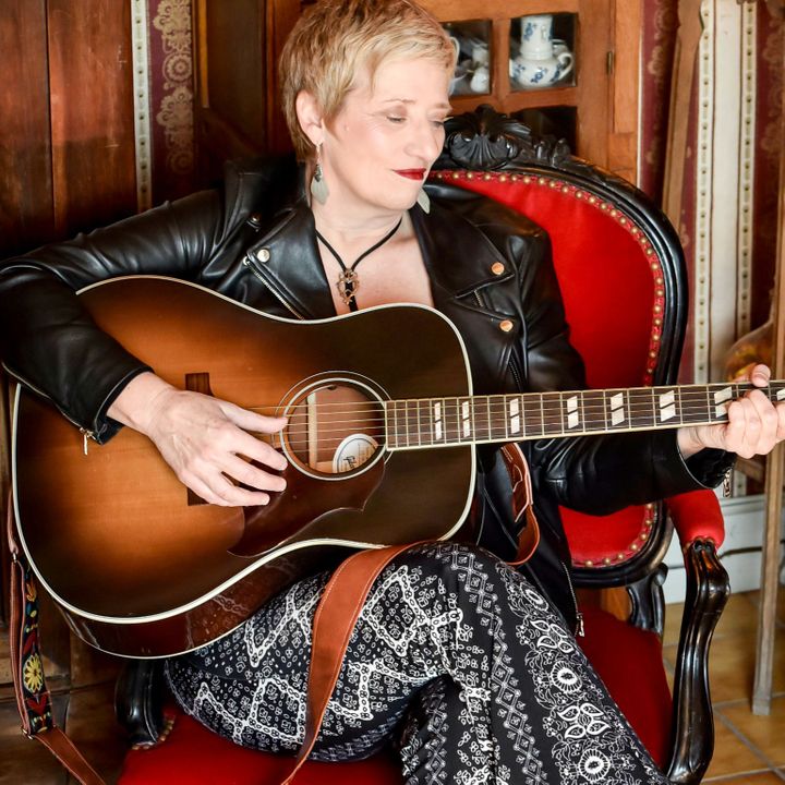 Martha Fields Tour Dates, Concert Tickets, & Live Streams