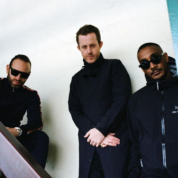 Chase status слушать. Chase &amp; status дуэт. chase status international. more than alot chase &amp; status. chase and status murder music.
