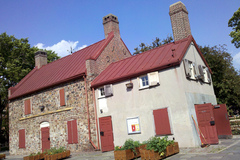 7518407522 f0e90cc27c b listing