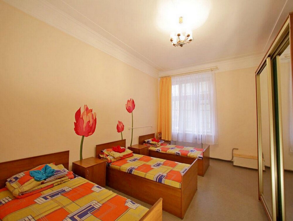 Дом хостел. Хостел санкт-петербург на улице тамбовская 18. Хостел буденного 26 москва. Хостел дом спб. Хостел дом спб.