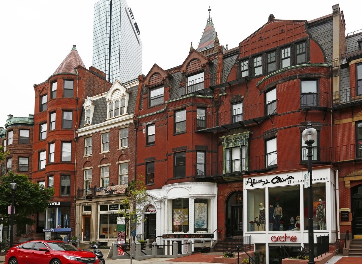 Bldup 164 Newbury Street