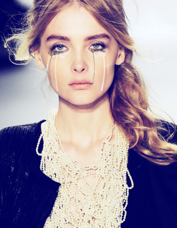 crying model