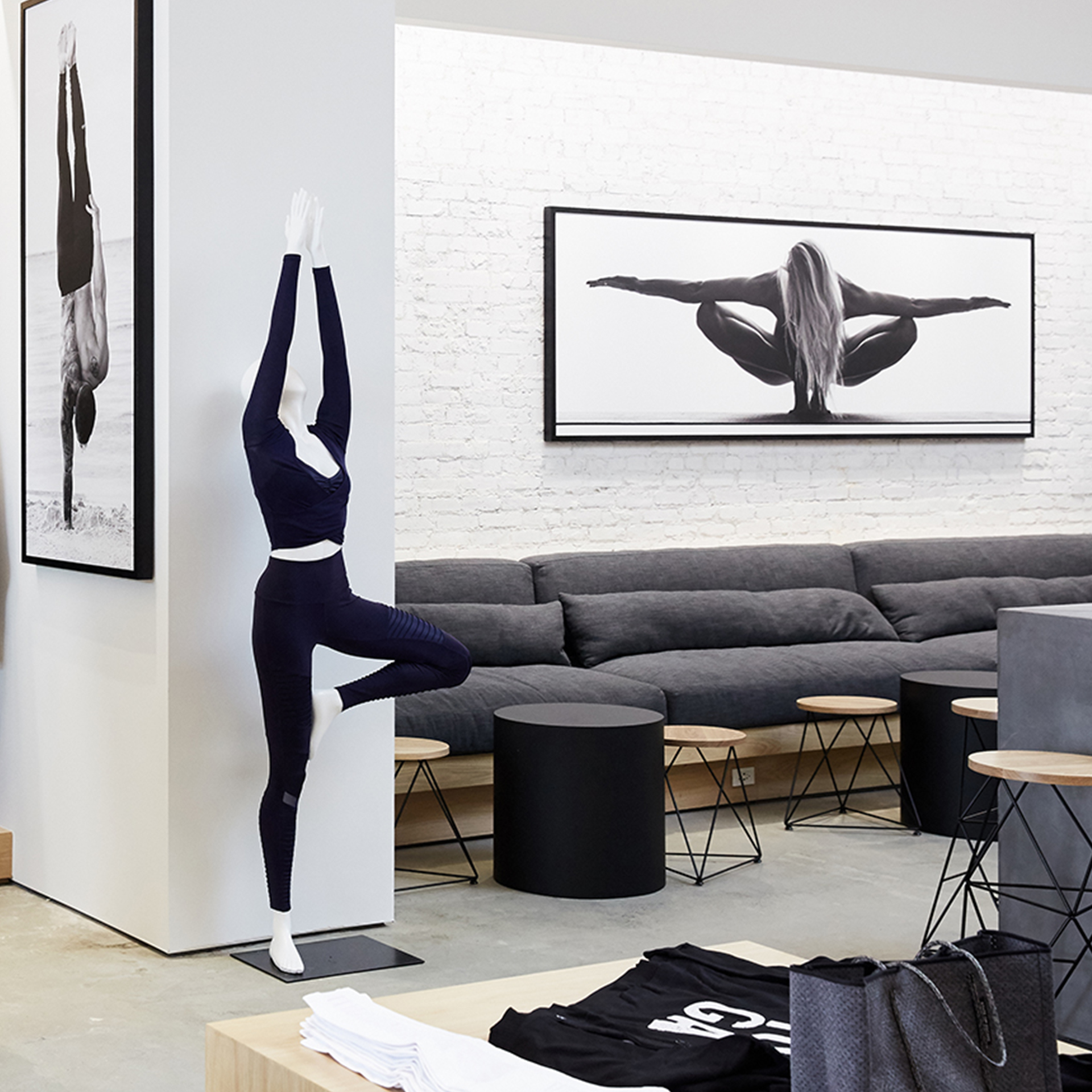 Alo_Yoga_Storefront Malibu Beach Inn Hotel Blog